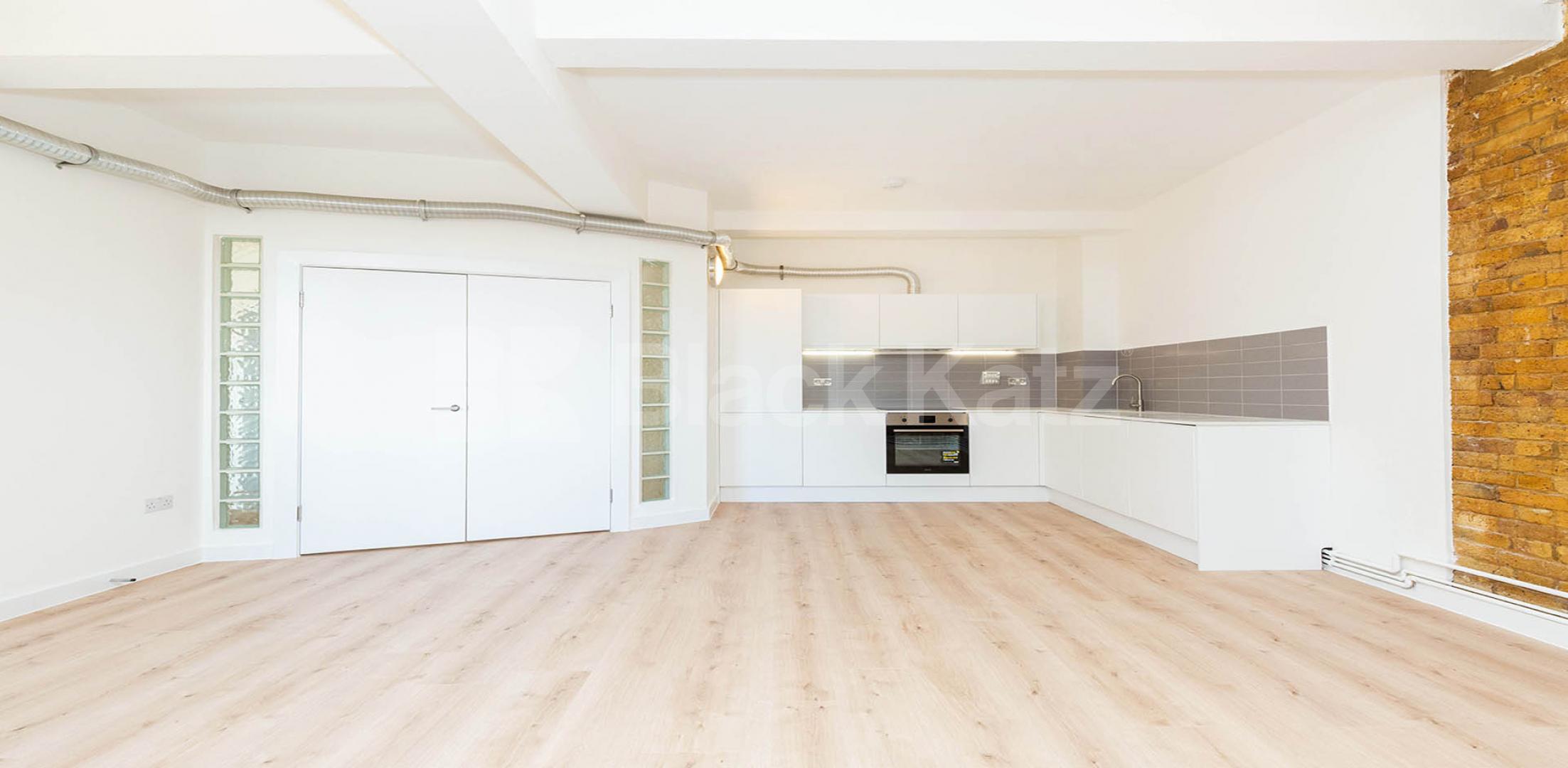 			2 Bedroom, 1 bath, 1 reception Apartment			 SPRINGFIELD HOUSE LOFTS-TYSSEN STREET, DALSTON/HAGGERSTON